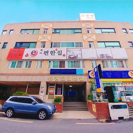 Easy Guesthouse Changwon Exterior photo