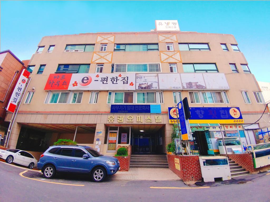 Easy Guesthouse Changwon Exterior photo